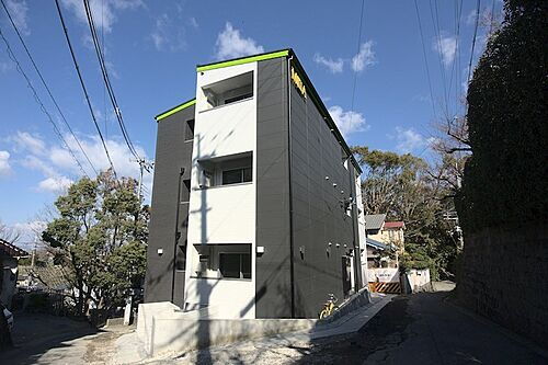 モダンアパートメント枚方上之町