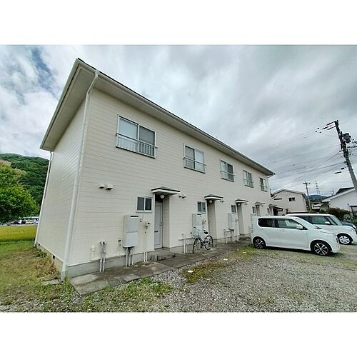 長野県千曲市大字屋代 テラスハウス