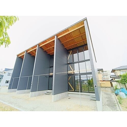 長野県長野市大字稲葉 テラスハウス