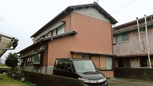 高知県香美市土佐山田町 2階建