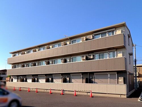 栃木県小山市大字小山 3階建 築8年11ヶ月