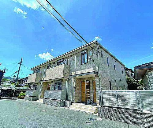 京都府長岡京市粟生田内 2階建 築4年1ヶ月