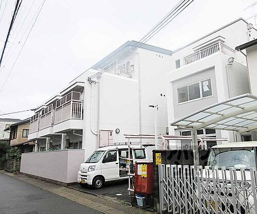 京都府京都市山科区御陵久保町 築41年9ヶ月 3階建