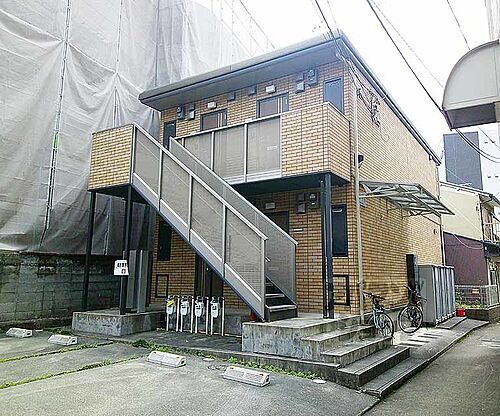 京都府京都市山科区竹鼻外田町 2階建