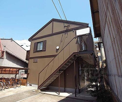 京都府京都市伏見区下油掛町 賃貸アパート