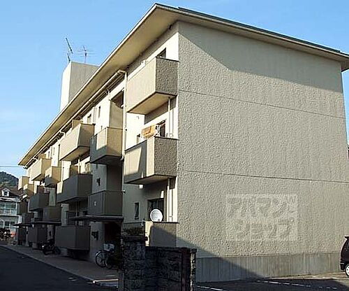 京都府京都市山科区音羽八ノ坪 3階建 築49年6ヶ月