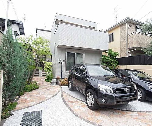 京都府向日市上植野町南開 賃貸マンション