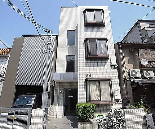 京都府長岡京市開田１丁目 築34年8ヶ月 3階建