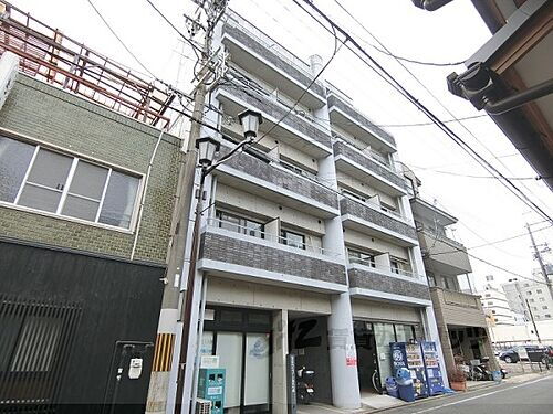 京都府京都市下京区不明門通花屋町下る高槻町 賃貸マンション