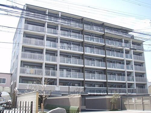 京都府京都市下京区七条御所ノ内北町 築15年10ヶ月 7階建