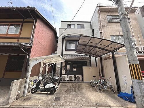 京都府京都市下京区西洞院通七条上る福本町 築37年1ヶ月 3階建