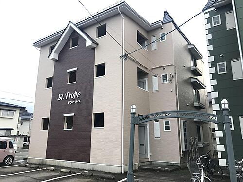 山形県山形市桜田東３丁目 3階建 築26年8ヶ月