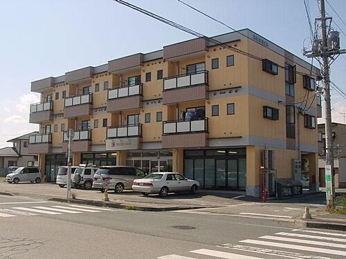 山形県山形市江俣５丁目 3階建 築22年9ヶ月