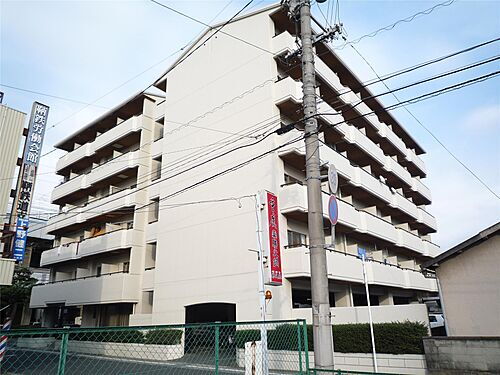 マンション福山 6階建