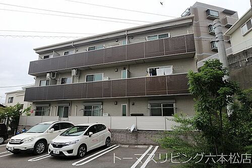 福岡県福岡市城南区友泉亭 3階建 築10年4ヶ月