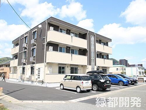山口県下関市秋根西町２丁目 3階建 築6年3ヶ月