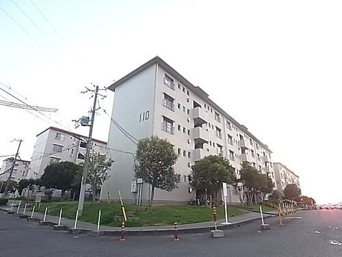 兵庫県神戸市垂水区本多聞５丁目 5階建 築50年