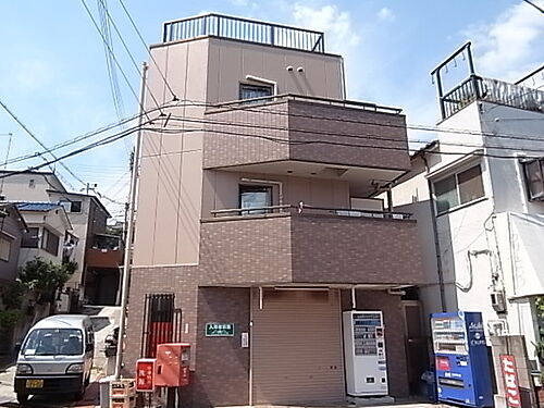兵庫県神戸市垂水区千代が丘２丁目 3階建 築25年