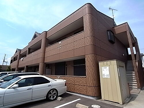 兵庫県明石市魚住町清水 2階建 築18年7ヶ月