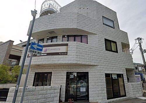 兵庫県芦屋市親王塚町 築16年1ヶ月 3階建