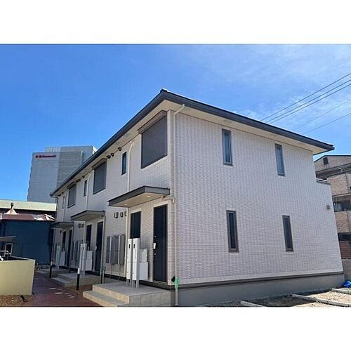 兵庫県神戸市兵庫区東出町２丁目  2階建