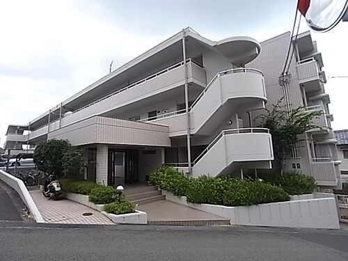 兵庫県神戸市東灘区森北町６丁目 3階建 築35年10ヶ月