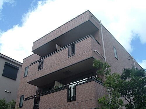 兵庫県芦屋市大原町 築23年10ヶ月 3階建