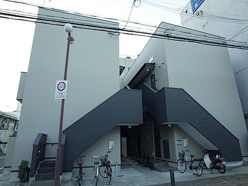 兵庫県神戸市長田区真野町 築9年1ヶ月 2階建