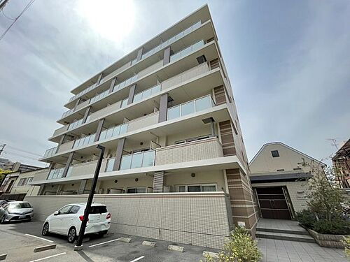 兵庫県神戸市東灘区甲南町１丁目 築10年11ヶ月 6階建