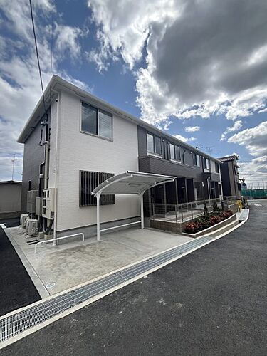 兵庫県神戸市東灘区西岡本６丁目 2階建 