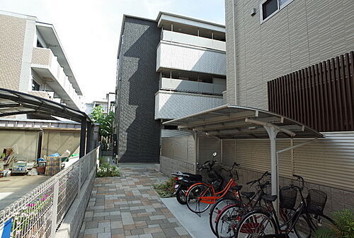 兵庫県神戸市長田区蓮宮通２丁目 築11年3ヶ月 3階建