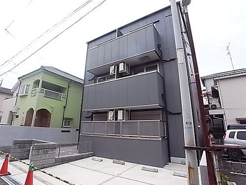 兵庫県尼崎市汐町 3階建 築11年6ヶ月