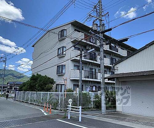 京都府亀岡市篠町柏原中又 4階建 築31年5ヶ月