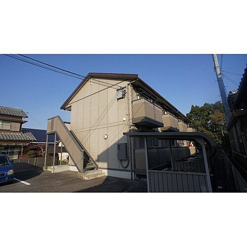 三重県津市城山１丁目 賃貸アパート