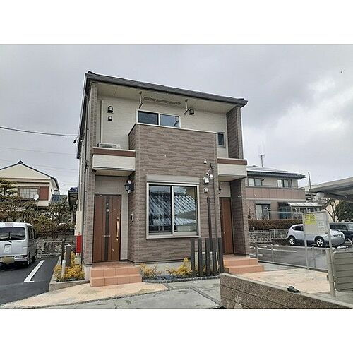 三重県四日市市小杉町 賃貸アパート