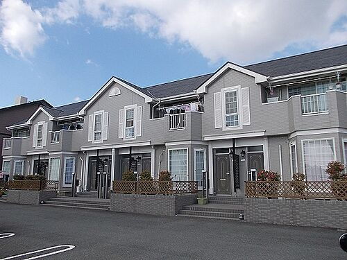 三重県四日市市西富田町 賃貸アパート