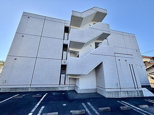 三重県鈴鹿市江島町 賃貸マンション