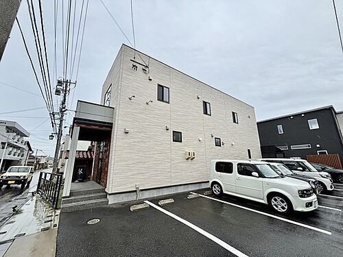 三重県鈴鹿市中旭が丘２丁目 賃貸アパート