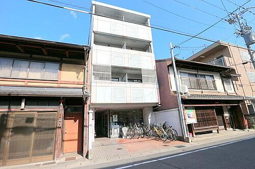 京都府京都市東山区本町４丁目 築38年11ヶ月 4階建