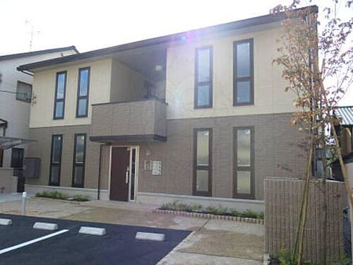 京都府京都市右京区嵯峨大覚寺門前八軒町 築11年2ヶ月 2階建