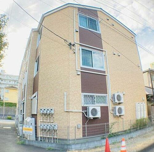 神奈川県横浜市磯子区磯子２丁目 3階建 築12年6ヶ月