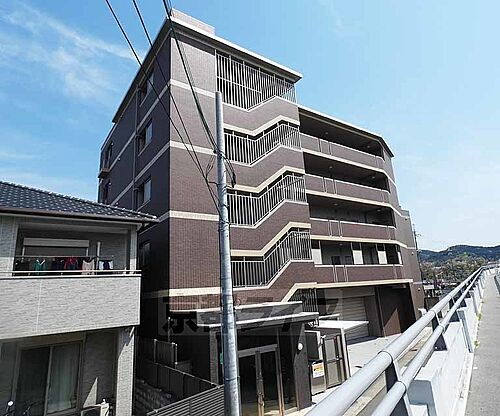 京都府京都市南区東九条河西町 築8年6ヶ月 5階建