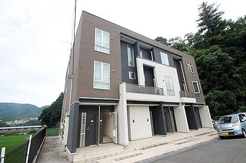 広島県広島市安佐南区長楽寺１丁目 3階建 築12年4ヶ月