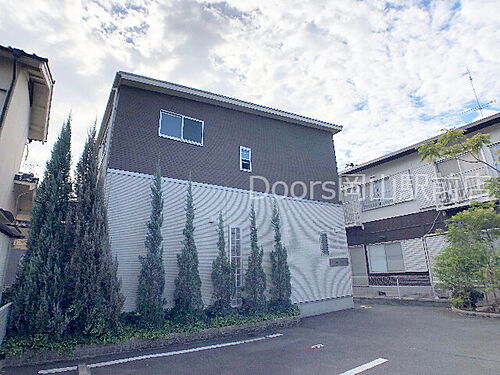 岡山県岡山市北区楢津 2階建 築13年6ヶ月