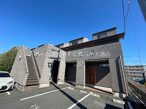 愛知県豊川市中条町鴻ノ巣 賃貸アパート