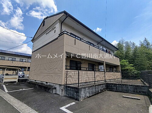 愛知県新城市市場台２丁目 賃貸アパート