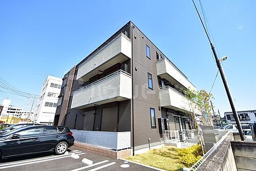 千葉県船橋市海神１丁目 3階建 築5年9ヶ月