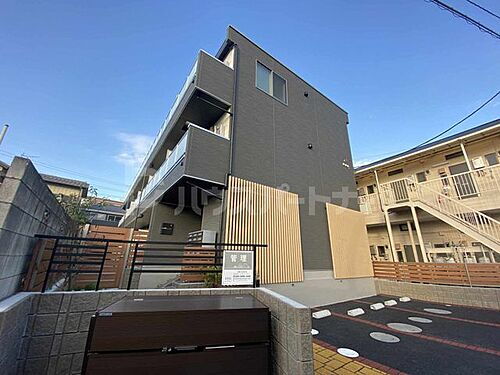 千葉県市川市二俣２丁目 3階建 築2年2ヶ月