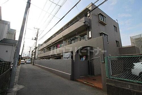 千葉県船橋市夏見台３丁目 3階建 築41年9ヶ月