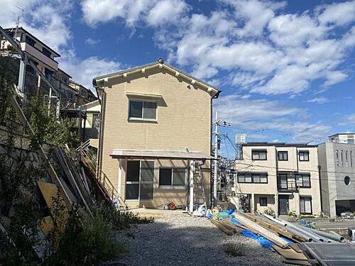 兵庫県川西市加茂２丁目 賃貸アパート